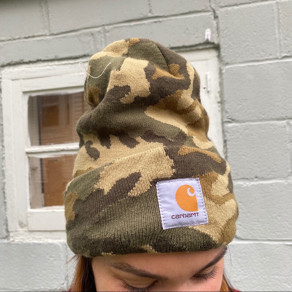 camo carhartt beanie